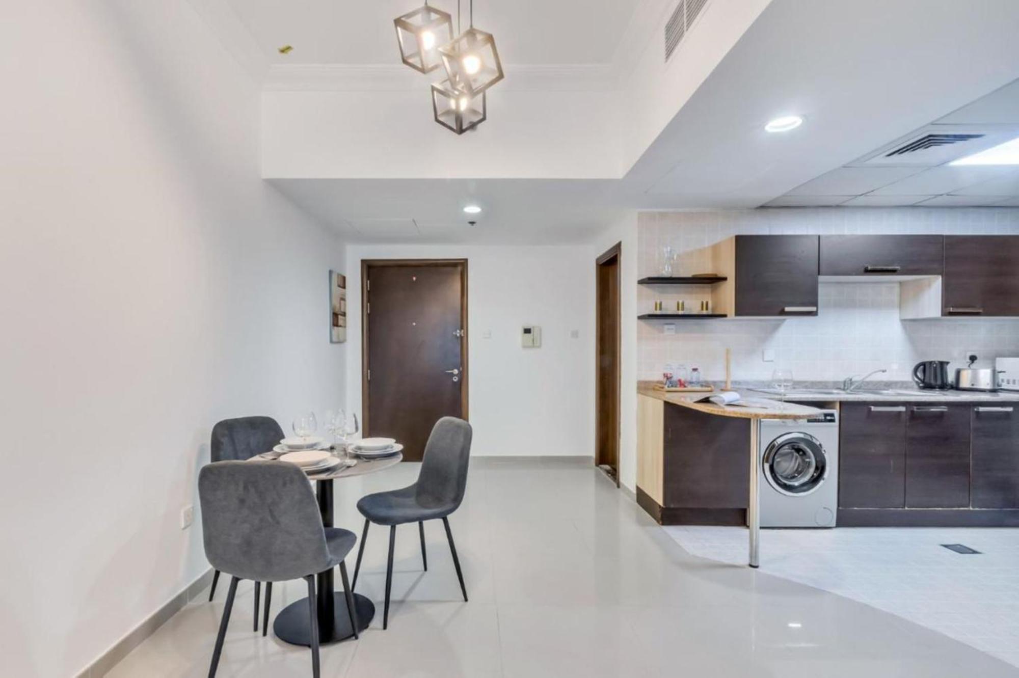 Cozy Radiance 1-bedroom With Sofa Bed In Ontario Apartment Dubai