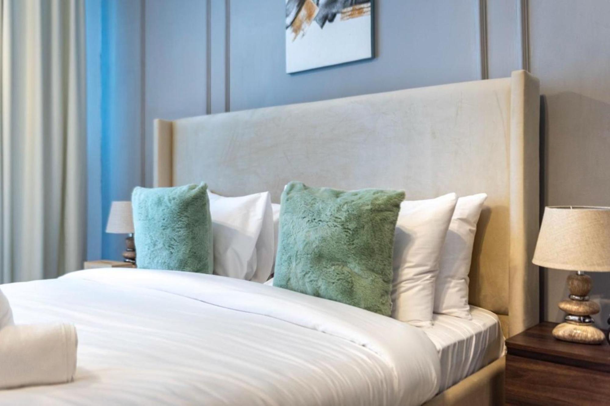 Cozy Radiance 1-bedroom With Sofa Bed In Ontario Dubai