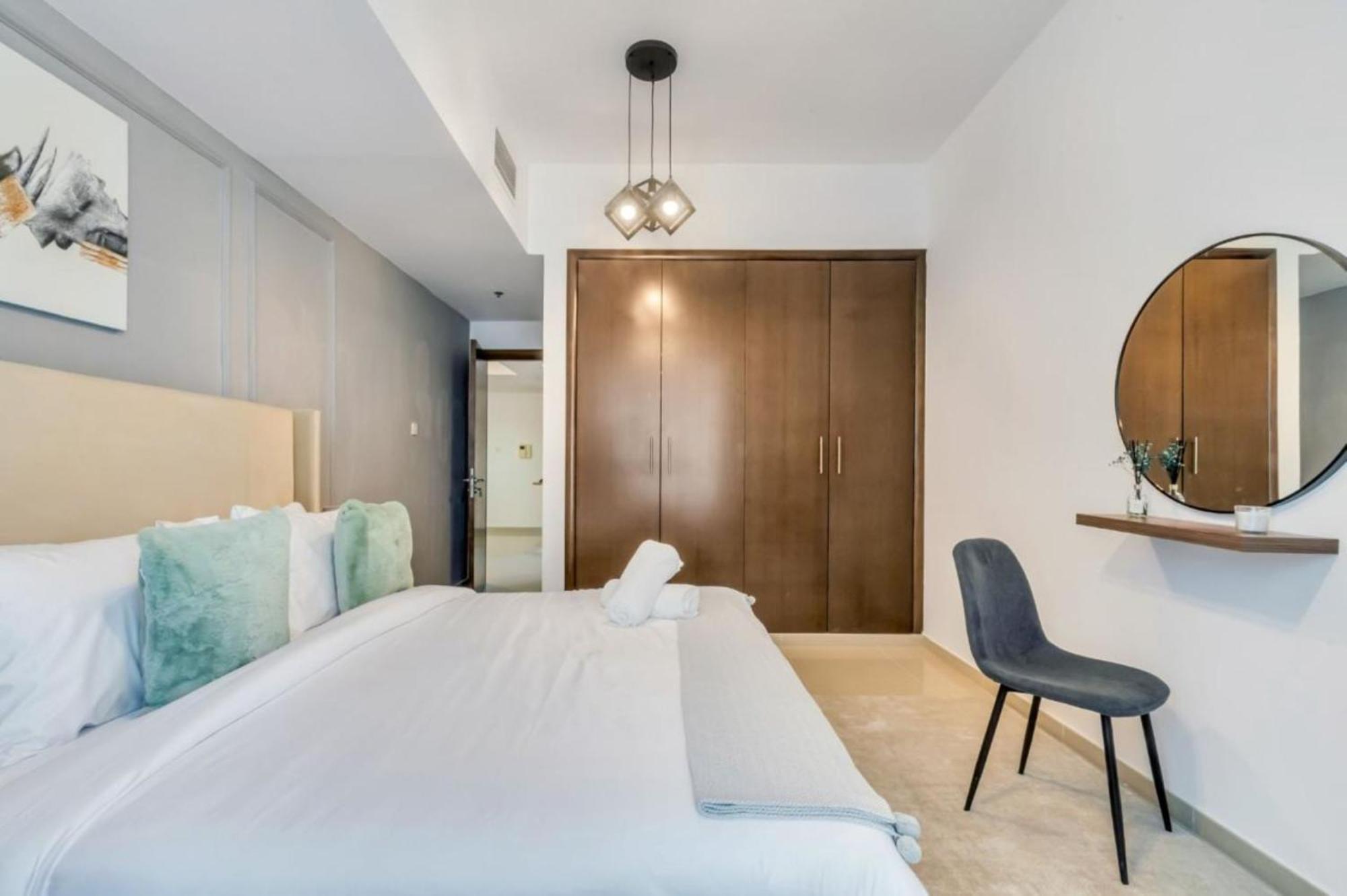 Cozy Radiance 1-bedroom With Sofa Bed In Ontario Dubai